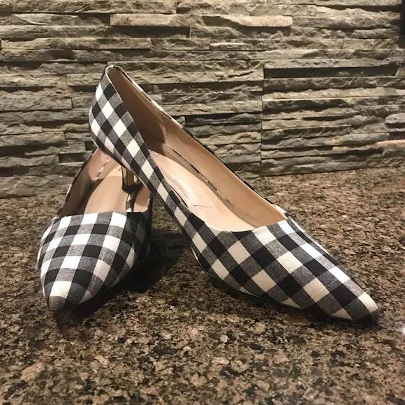 Cute Charles David Black and White Check Plaid Kitten Heel Pumps - Picture 4 of 12